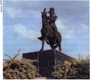 Памятник Ф. Д. Туссен-Лувертюру в Порт-о-Пренсе.